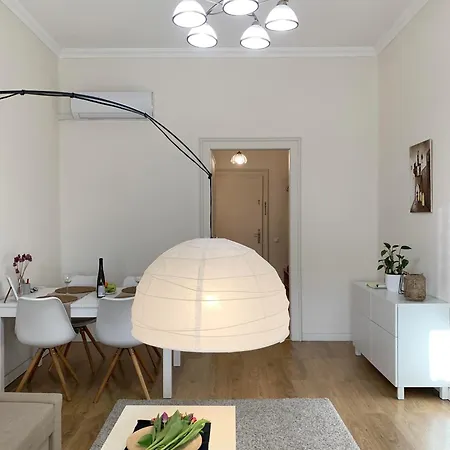Alföldi Palace Apartman *